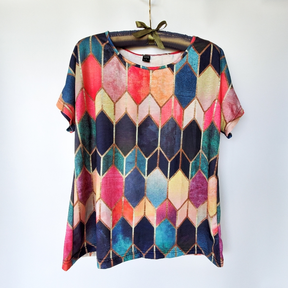 Emery Rose Geometrical & Colorful Pattern Top (Size S)